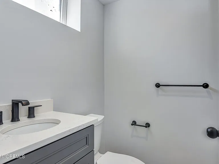 769 Cliffwood Ave — Photo 20