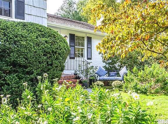 3rd image of 11 Wood Ln