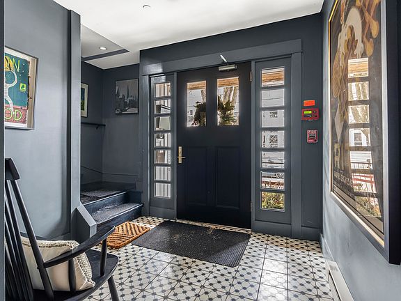 4th image of 60 Munjoy Street #1