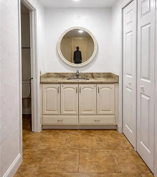 5324 Treetops Dr #G-2 — Photo 4