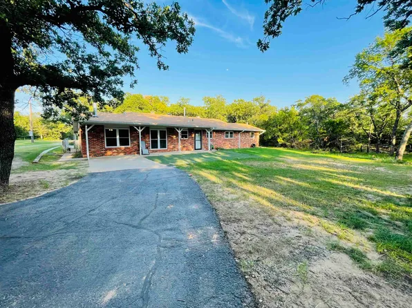 7404 Clearcreek Rd, Duncan, OK 73533