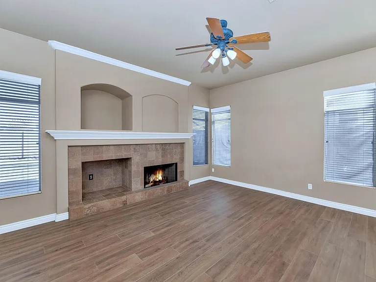 3382 W Harrison St — Photo 4