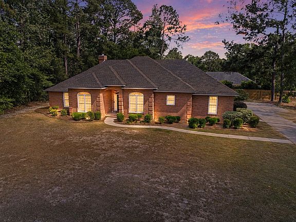 3rd image of 103 Worthington Pl