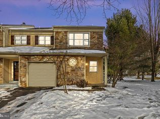 1517 Isaacs Ct, Maple Glen, PA 19002