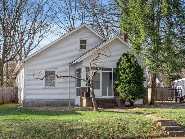 115 Halls Ln, Lexington, KY 40504