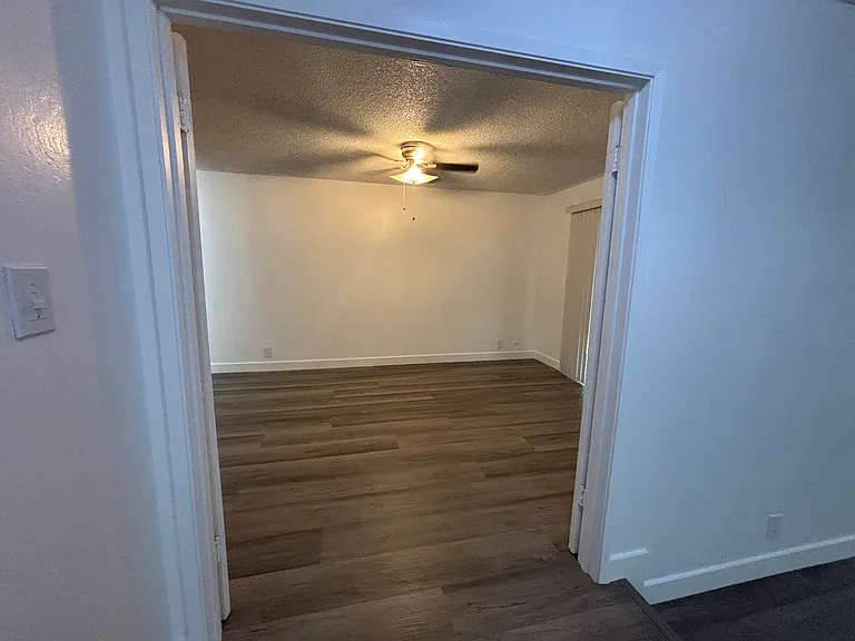 2717 Entrada Cir — Photo 17