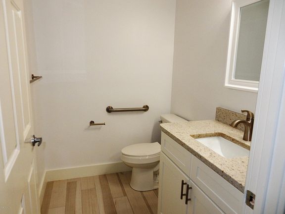 3rd image of 1137 Ironsides Ave