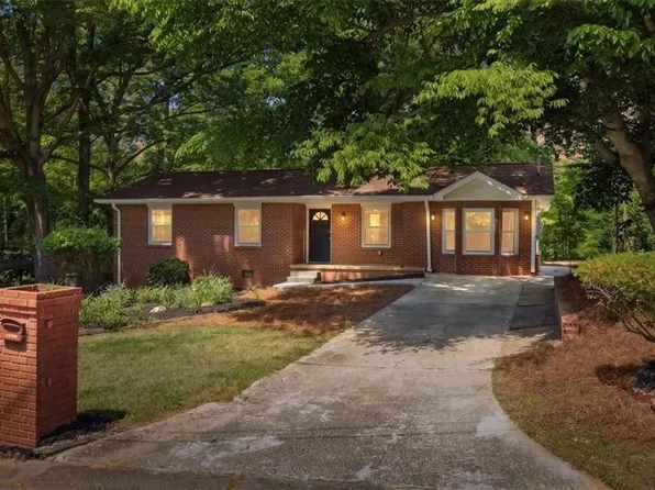 2522 Frost Dr SW, Marietta, GA 30008