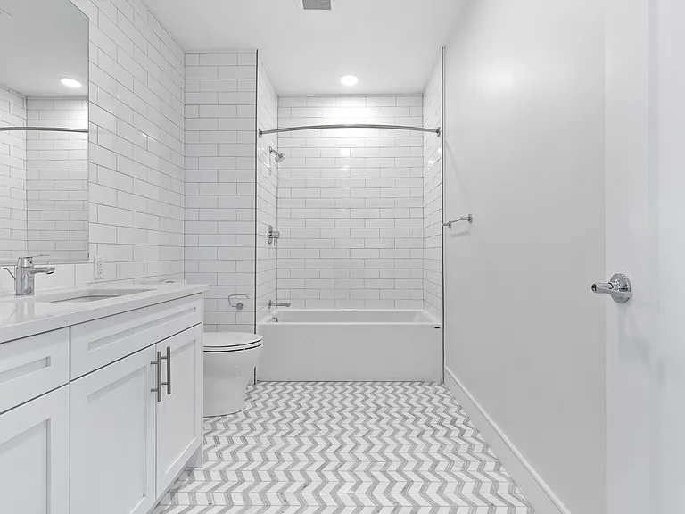 301 Border St #401 — Photo 13