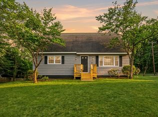6 Haynes Hill Rd, Wales, MA 01081