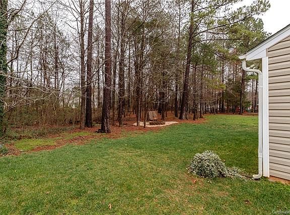 3rd image of 1617 Eagle Lake Dr