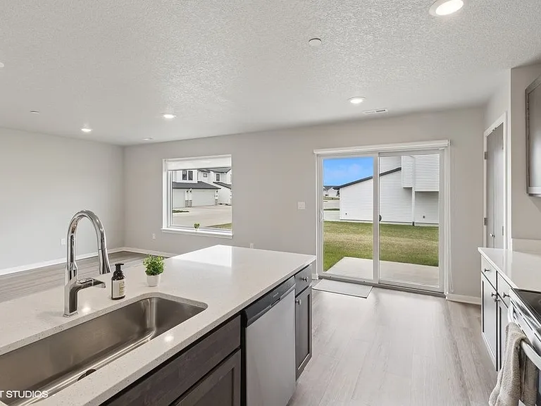 Edgeland Bondurant — Photo 11