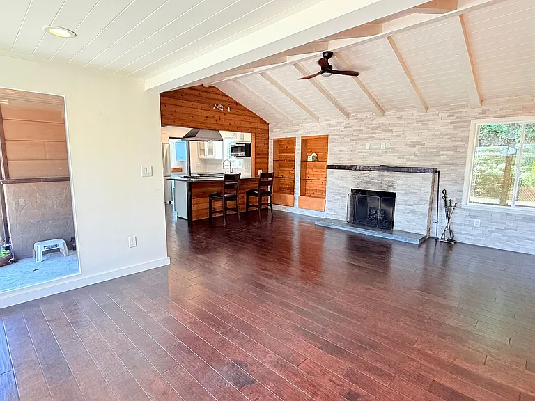 18 South Trl — Photo 2