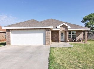 302 Spraberry Dr, Midland, TX 79703