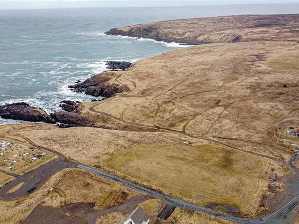 9 Flagstaff Road, St. Brides, NL A0B2Z0