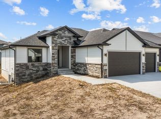 1027 Asher Ave, Hickman, NE 68372