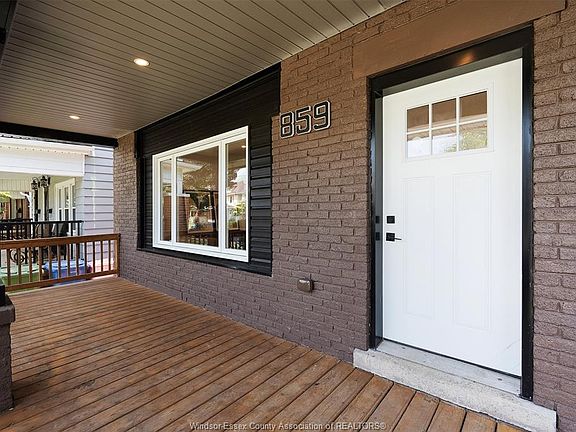 3rd image of 859 Moy Ave