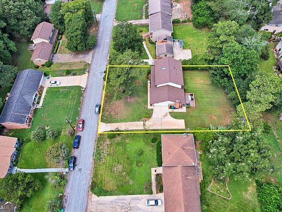 4th image of 3652 Greentree Farms Dr
