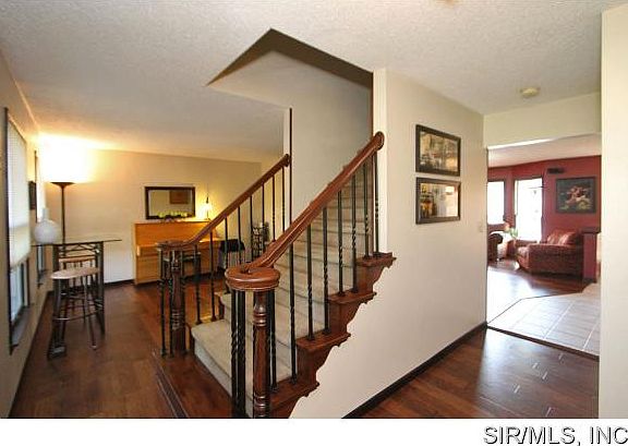 5th image of 29 Melissa Ct