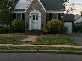 35 Gold St, Valley Stream, NY 11580