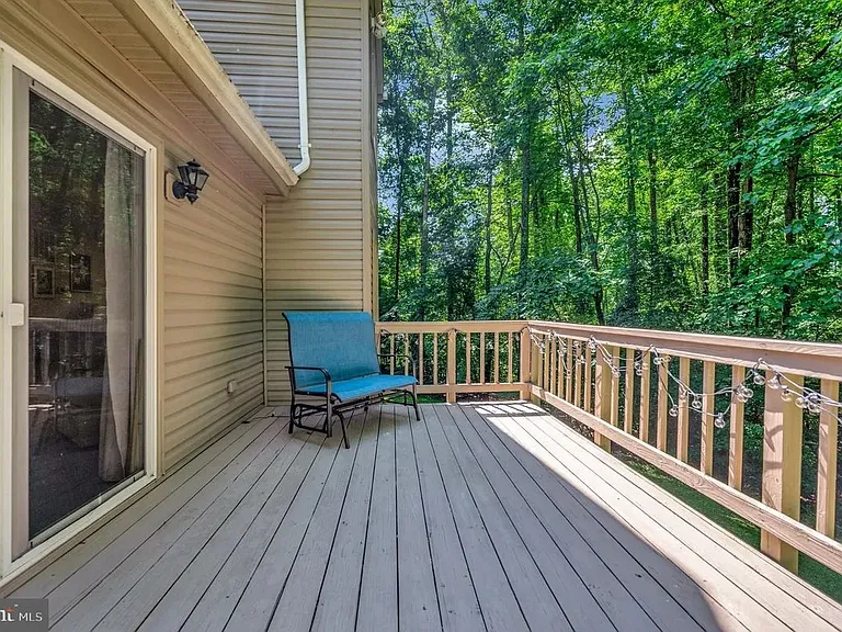 2 English Hills Dr — Photo 5