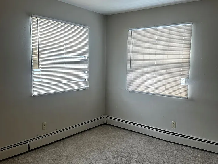 Apex Apartments — Photo 14