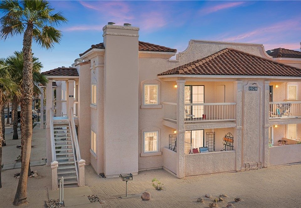 1st image of 1928 Las Palmas Ln #228