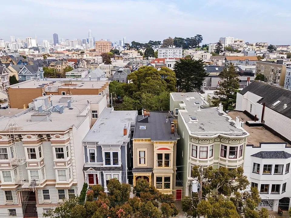532 Baker St