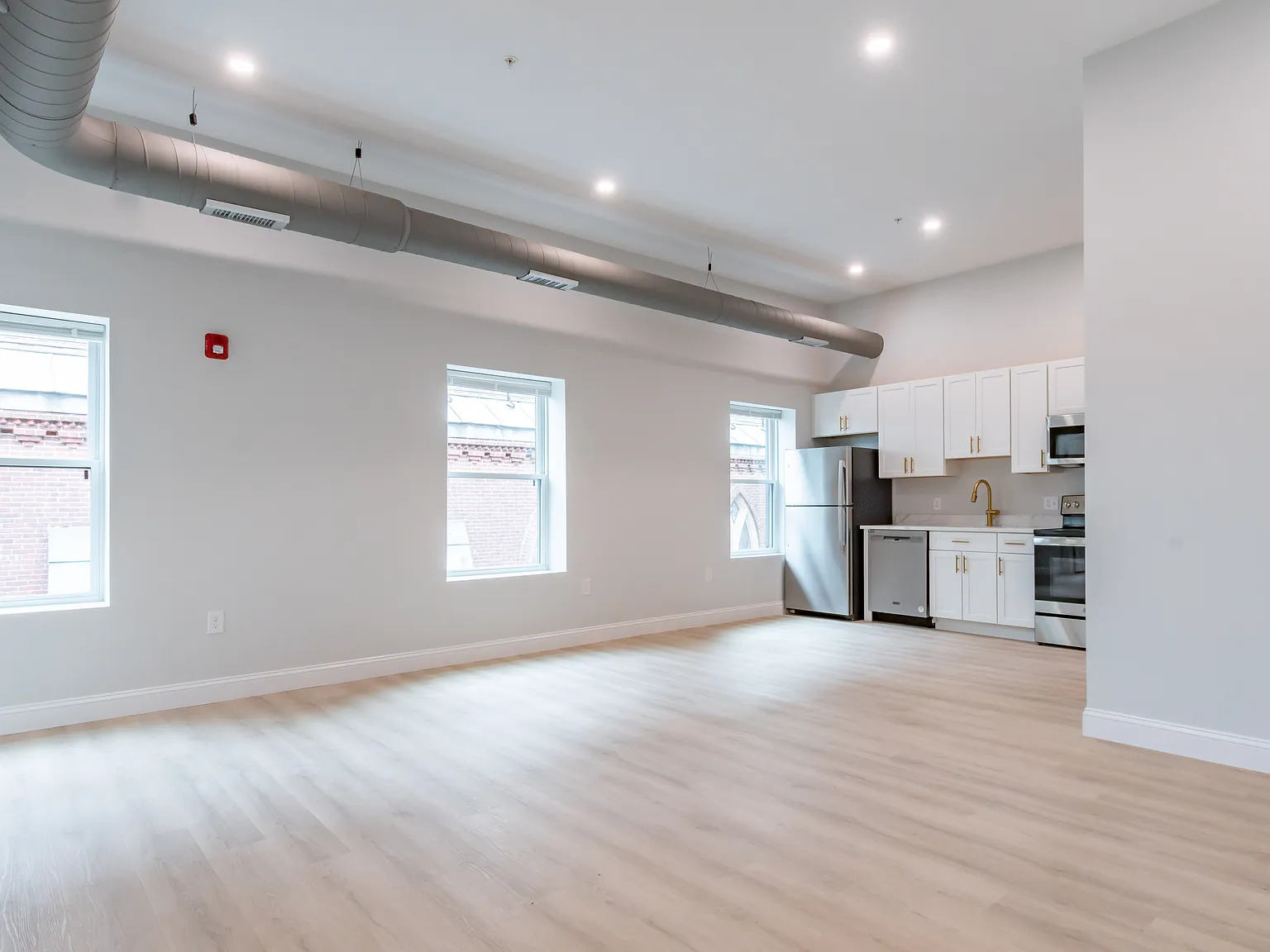 146 Main St — Photo 4