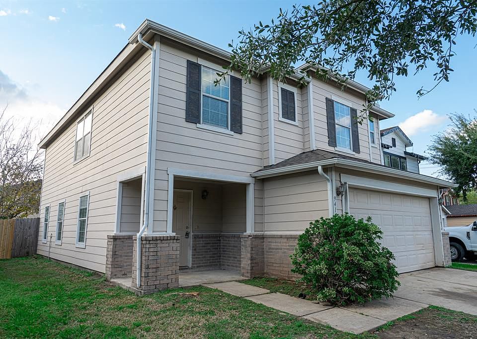 1st image of 9414 Freemont Fair Ct