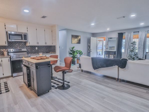 2661 Old Broken Bow Hwy