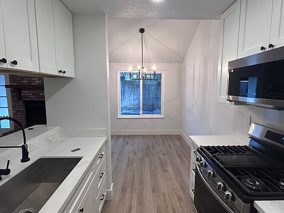 4th image of 4024 Nugget Dr
