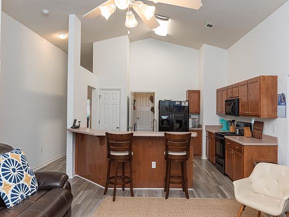 5th image of 1133 Sterling Point Pl
