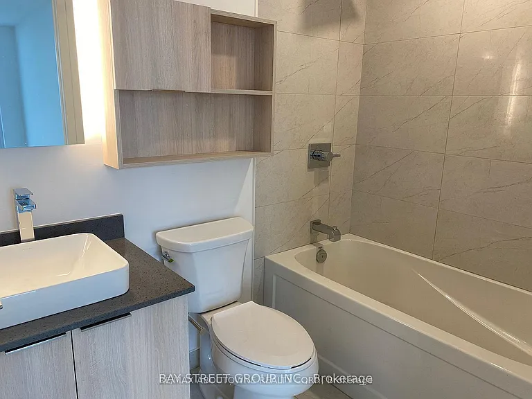 501 Yonge St #3209 — Photo 20