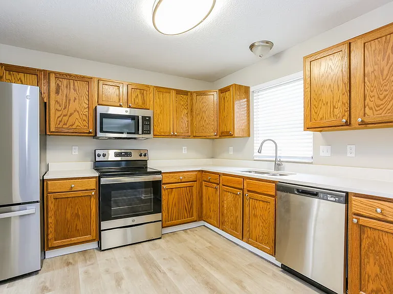 8268 Parori Ln — Photo 10