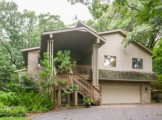 260 Edgewood Ln, West Saint Paul, MN 55118
