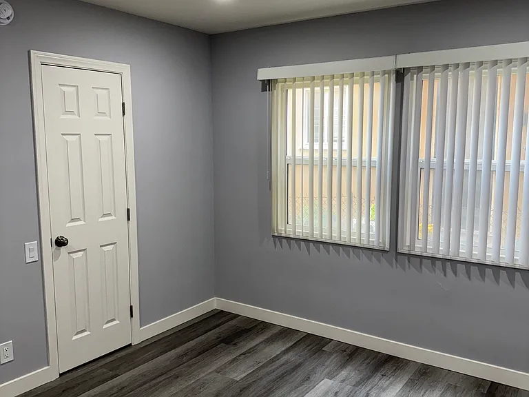 5635 Auckland Ave #1 — Photo 12