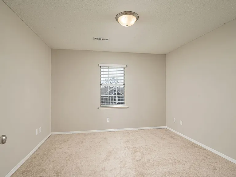 Vandergriff Village by Callio Properties — Photo 19
