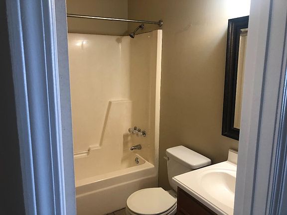 4th image of 212 S Madison Ave #1