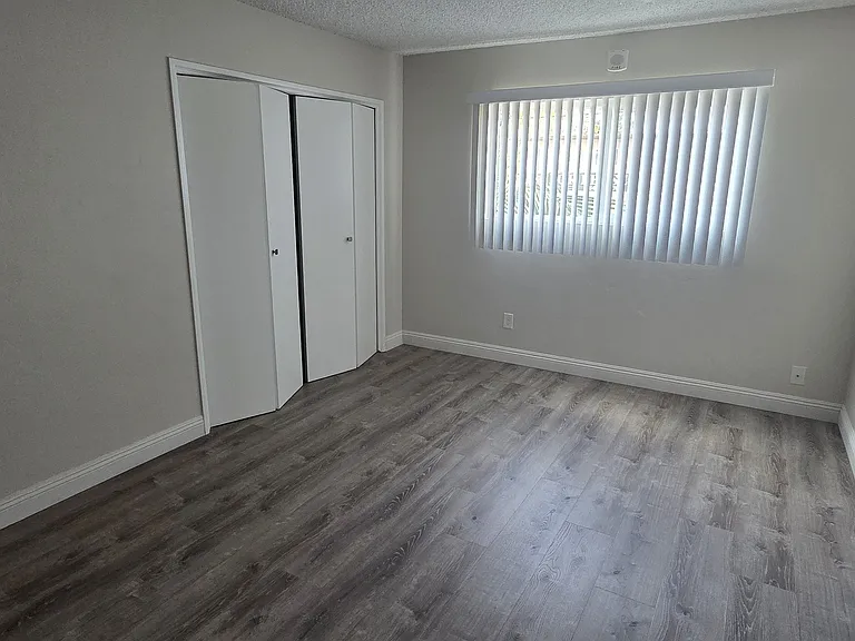 Highlander Manor Apartments — Photo 10