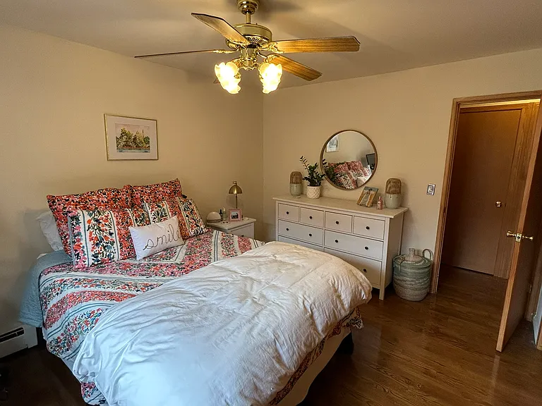 531 W Deming Place — Photo 7