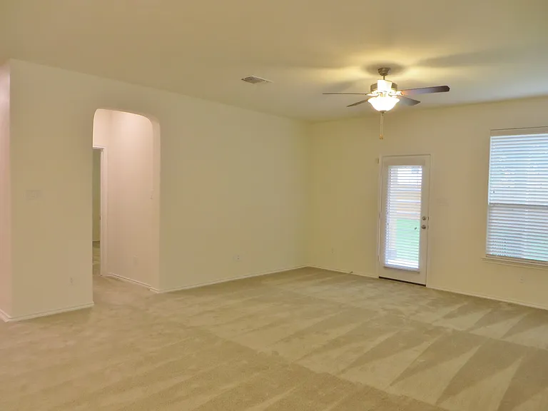 1042 Bowline Dr — Photo 11