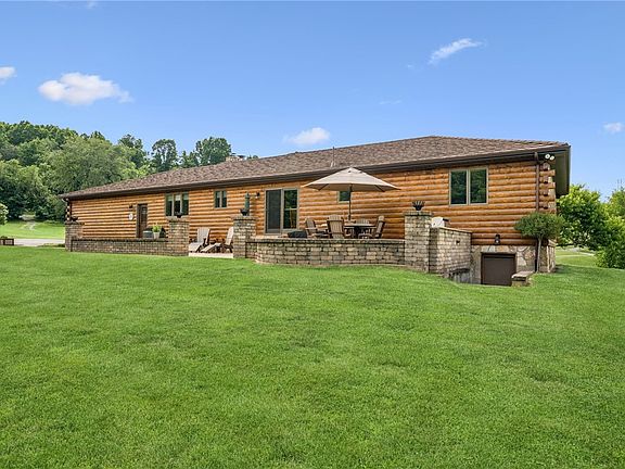 3rd image of 418 Vernon Dr