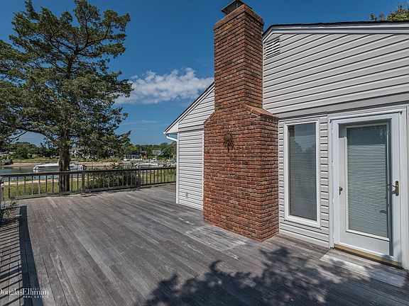2nd image of 32A Penny Ln