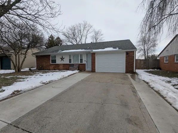 372 Redmond Rd, Columbus, OH 43228