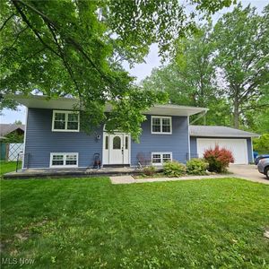 845 Dunny Ave, Sheffield Lake, OH, 44054