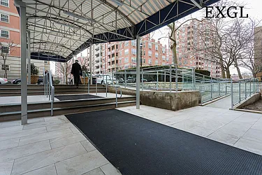 Sold by Green Light Real Estate Group Corp