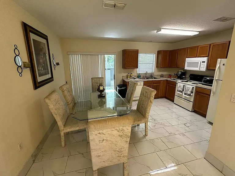 1774 Sage Creek Ct — Photo 3