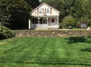 107 Main St, Williamsburg, MA 01096