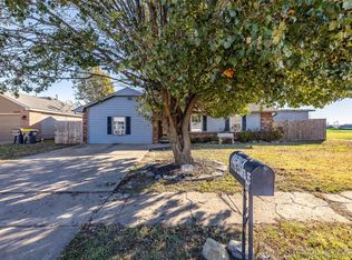 17715 S Santa Fe St, Mounds, OK 74047